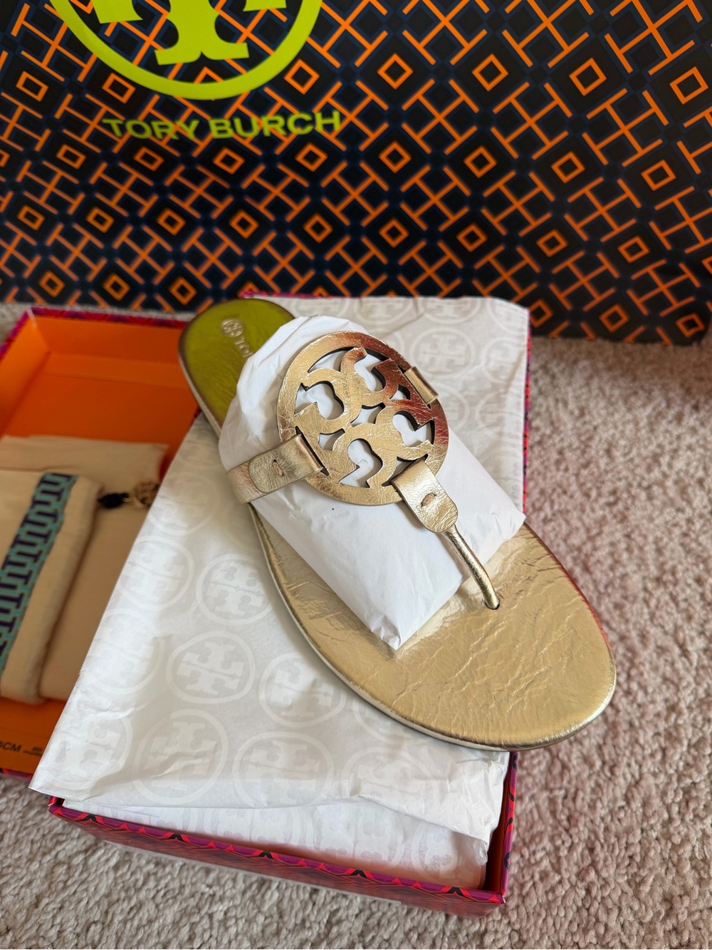 Tory Burch Miller Soft Metallic Wrinkled Leather Sandals Spark Gold Size 12